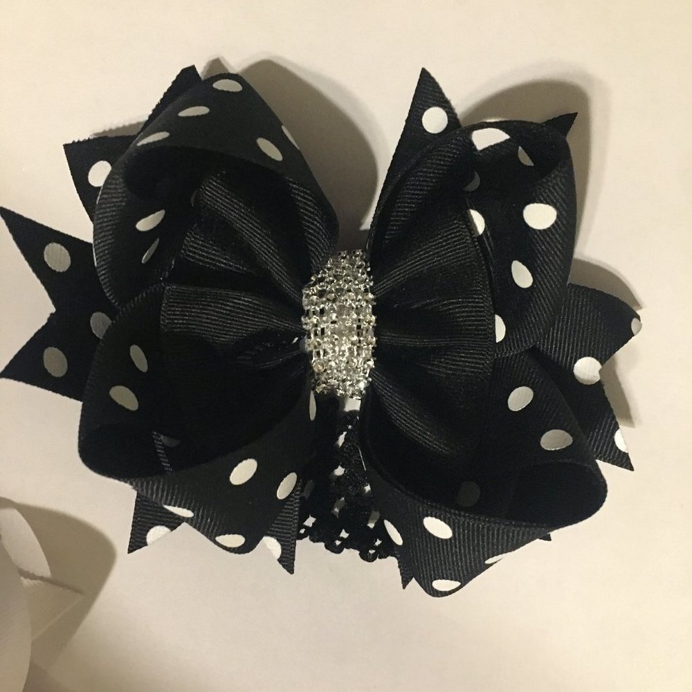 HAIR BOW OR HEAD BAND